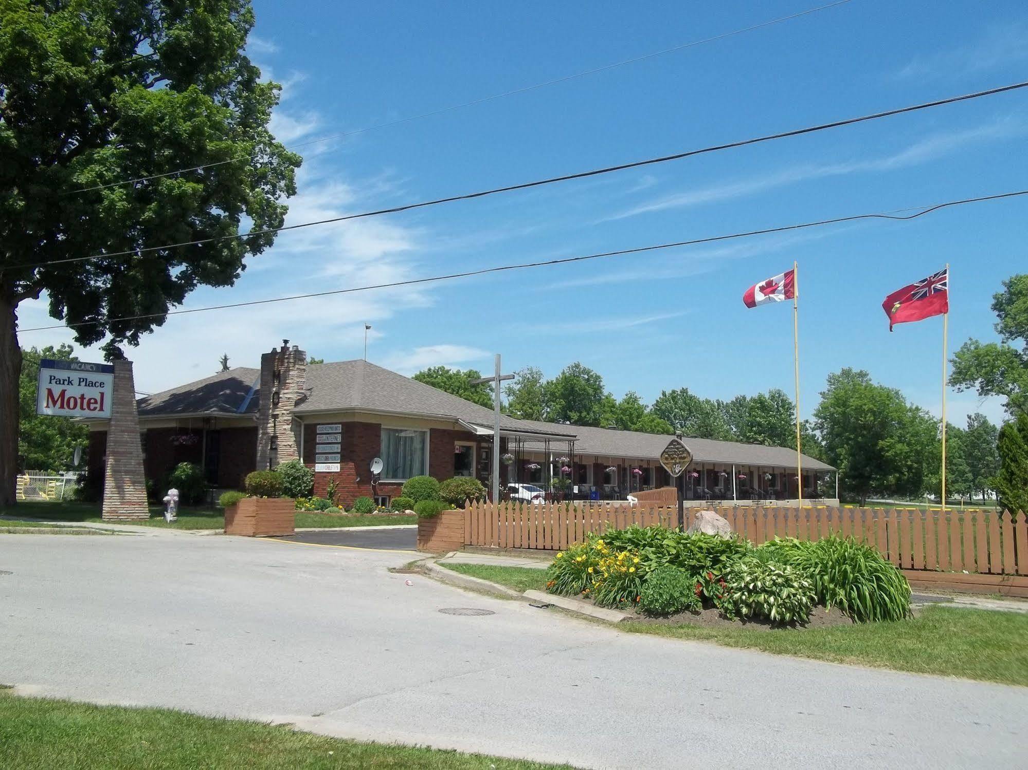Park Place Motel & Suites Tweed Εξωτερικό φωτογραφία